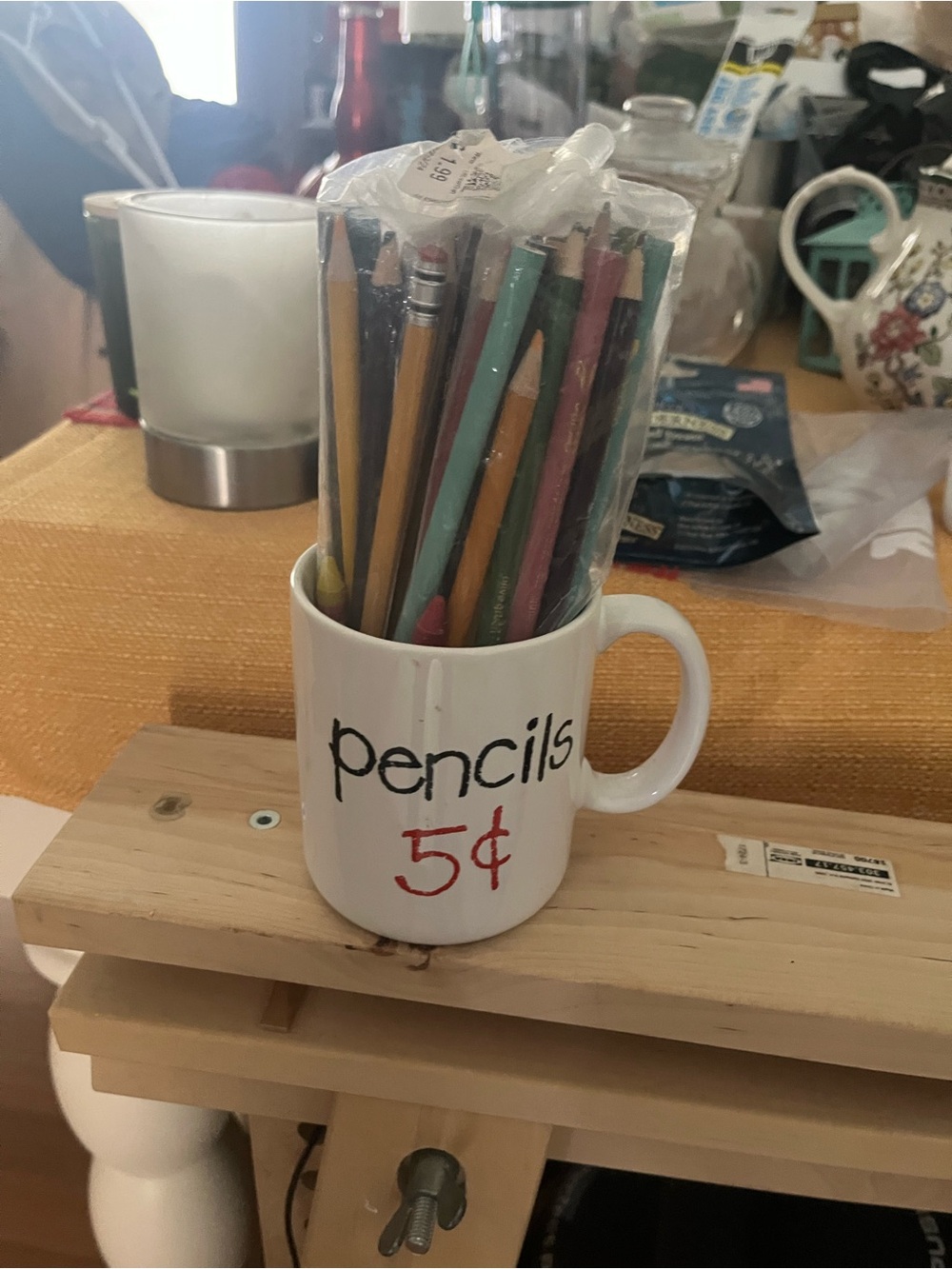 Mug That say Pencils and Color pencils